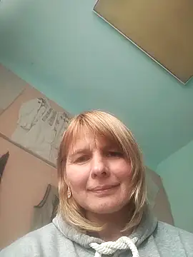 Snapshot of Masha412111 chatting on 11.21.25 Masha412111 online show from 11.21.25