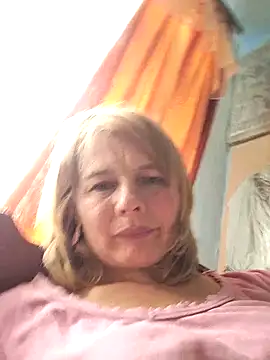 Snapshot of Masha412111 chatting on 11.27.25 Masha412111 online show from 11.27.25