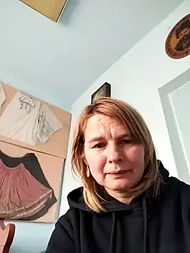 Snapshot of Masha412111 chatting on 11.28.25 Masha412111 online show from 11.28.25