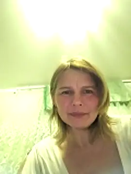 Snapshot of Masha412111 chatting on 11.30.25 Masha412111 online show from 11.30.25