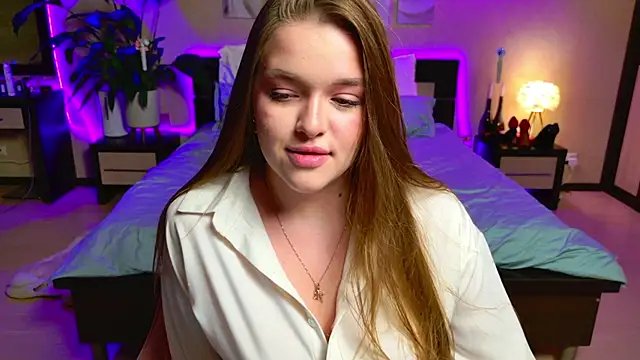 EmilyWhispers online show from 04.30.26