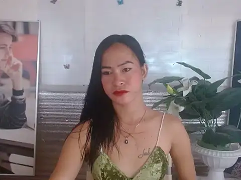 miss katty28 online show from 10.17.25