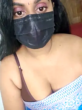 Snapshot of Dheronika_sweetie chatting on 11.14.25 Dheronika sweetie online show from 11.14.25