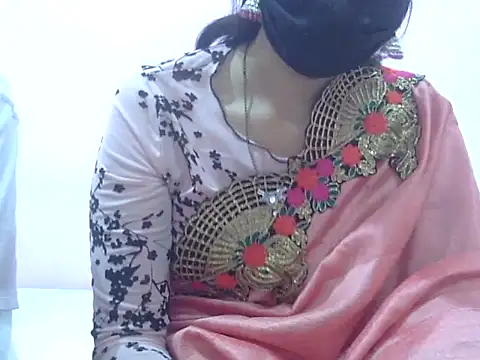 Snapshot of Laila_Cute chatting on 02.19.26 Laila Cute online show from 02.19.26