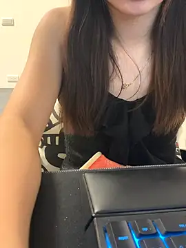 Snapshot of tw_wawa520 chatting on 10.07.25 tw wawa520 online show from 10.07.25