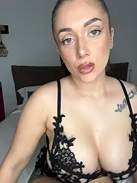 Snapshot of Malasantababy chatting on 02.08.26 Malasantababy online show from 02.08.26