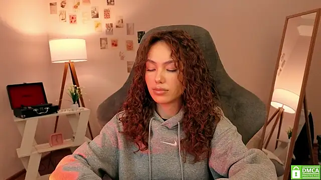 branchwithflowerss online show from 10.23.25