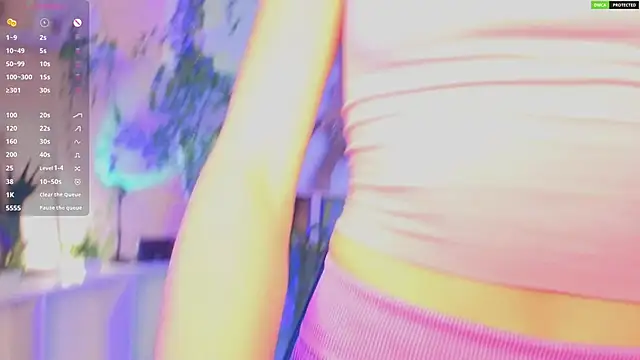 JulieLupo online show from 12.01.25