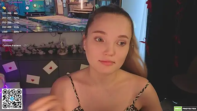 JulieLupo online show from 04.23.26