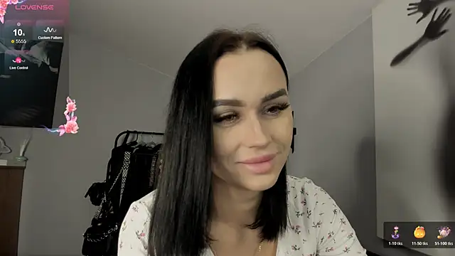 Lisa  Johnson online show from 11.12.25