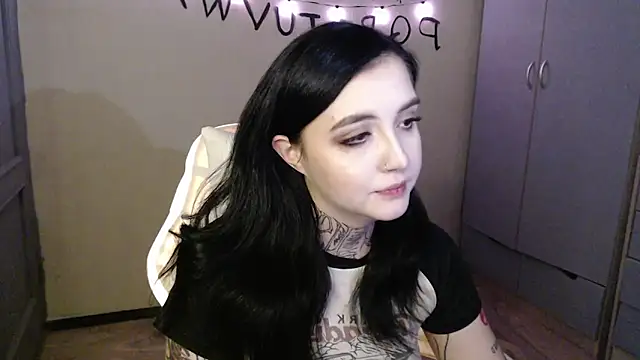 Rin andersonn online show from 11.28.25