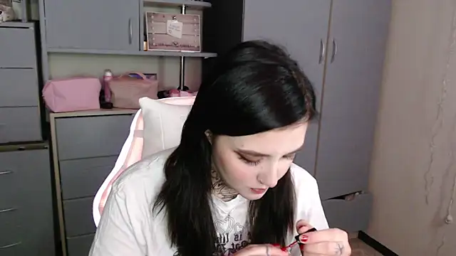 Rin andersonn online show from 12.16.25