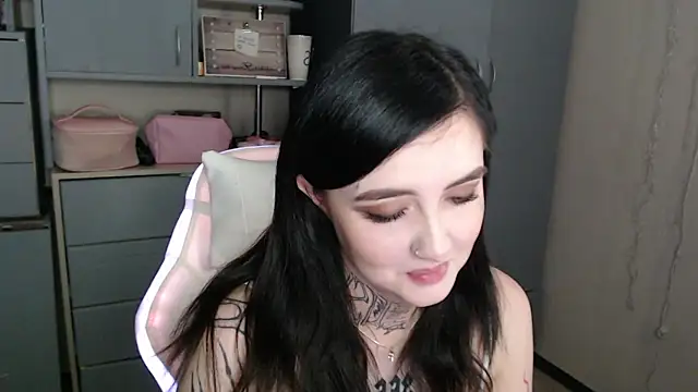 Rin andersonn online show from 12.18.25