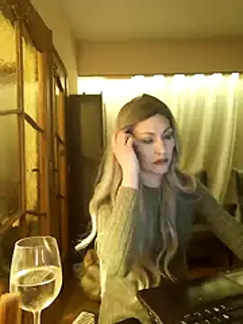 ShyGirlV online show from 12.15.25