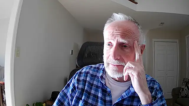 ApolloThrust online show from 11.05.25