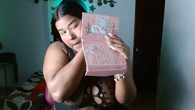 Ebony luna online show from 08.06.26