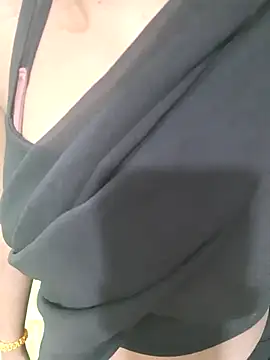 Lusty Naina online show from 11.11.25