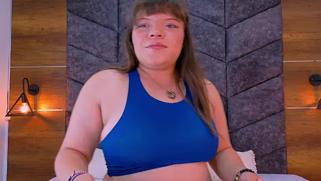 Snapshot of AmarisLenox__ chatting on 10.06.25 AmarisLenox online show from 10.06.25