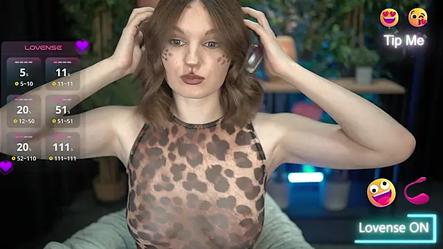 xoxo molly online show from 10.31.25