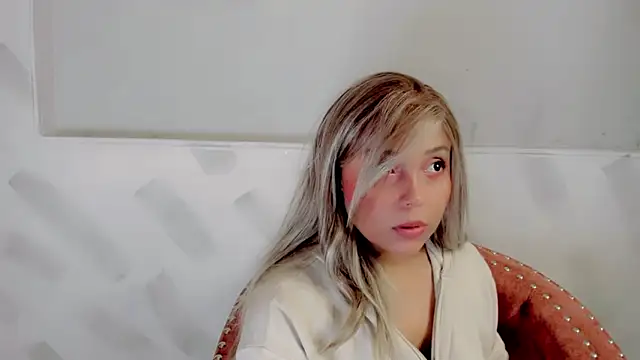 Molly Logan online show from 03.16.26