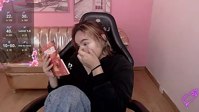 mia foster t online show from 11.08.25