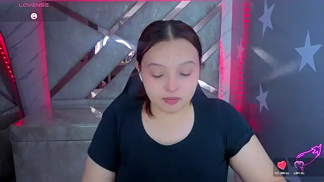 mia foster t online show from 07.18.26
