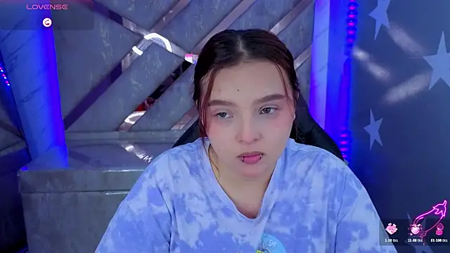 mia foster t online show from 07.23.26