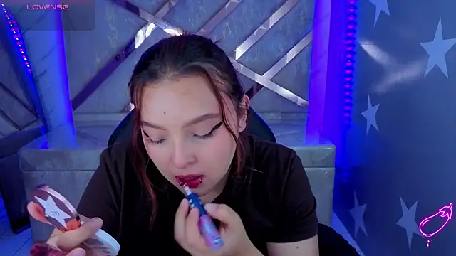 mia foster t online show from 07.30.26