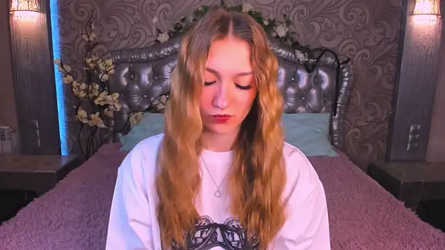 AngelAnabelle online show from 11.29.25