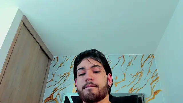 Snapshot of ElianKeiser chatting on 07.11.26 ElianKeiser online show from 07.11.26