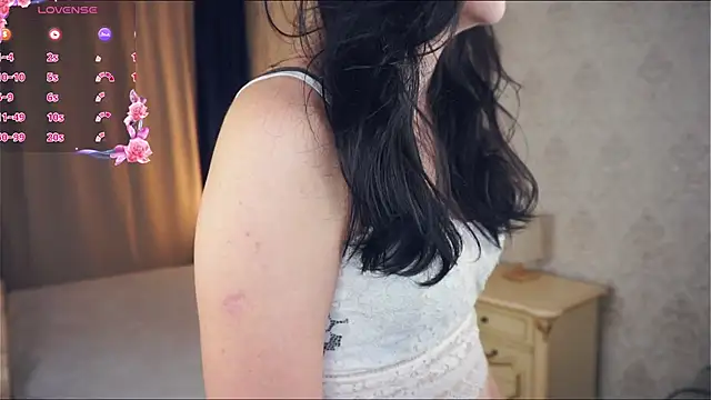 BettieBourque online show from 12.13.25