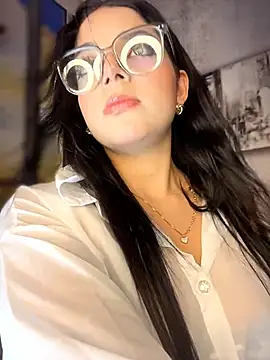 Snapshot of ArieliciousXXX chatting on 05.04.26 ArieliciousXXX online show from 05.04.26