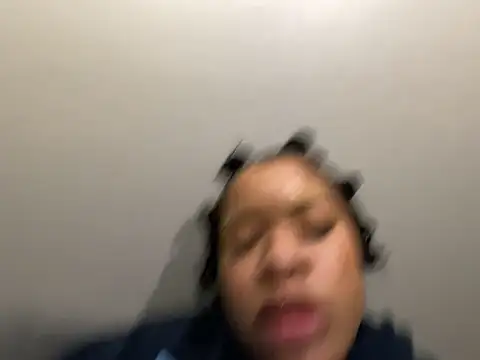 Snapshot of Princessivy56 chatting on 02.14.26 Princessivy56 online show from 02.14.26