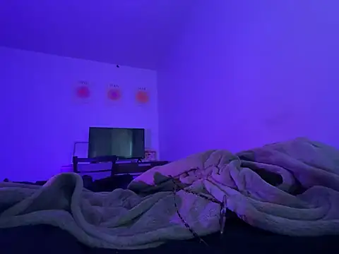 Snapshot of Princessivy56 chatting on 03.24.26 Princessivy56 online show from 03.24.26