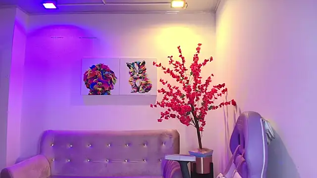 Summer miller online show from 04.28.26