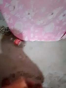 Snapshot of Ronald_ban chatting on 10.10.25 Ronald ban online show from 10.10.25