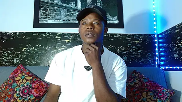 Dark stallionX online show from 10.13.25