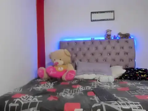 Stefany Andruw online show from 10.09.25