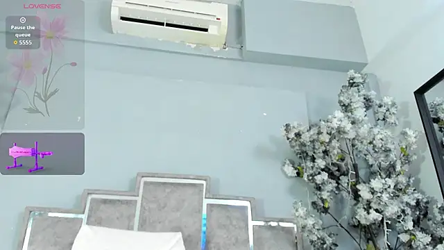 Nahomycarterr online show from 04.25.26