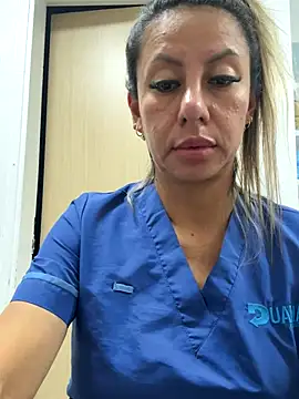 Snapshot of GisellTorres36 chatting on 11.20.25 GisellTorres36 online show from 11.20.25