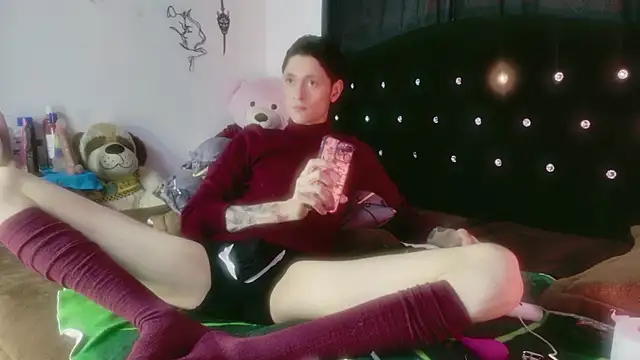 Tyler cat online show from 04.28.26