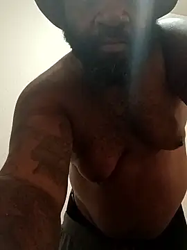 Snapshot of Big_Dick321 chatting on 10.04.25 Big Dick321 online show from 10.04.25