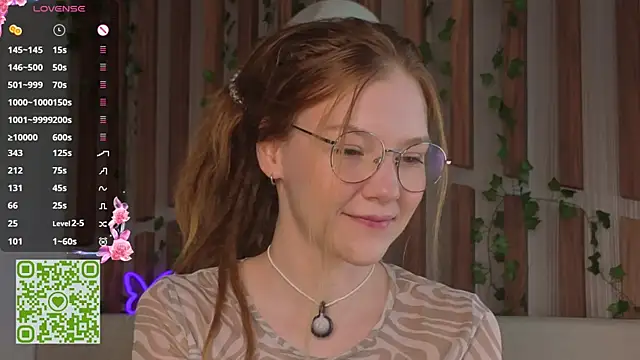 Snapshot of lyra_thenymph chatting on 06.24.26 lyra thenymph online show from 06.24.26