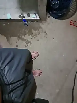 Snapshot of DanielTorres1 chatting on 12.21.25 DanielTorres1 online show from 12.21.25