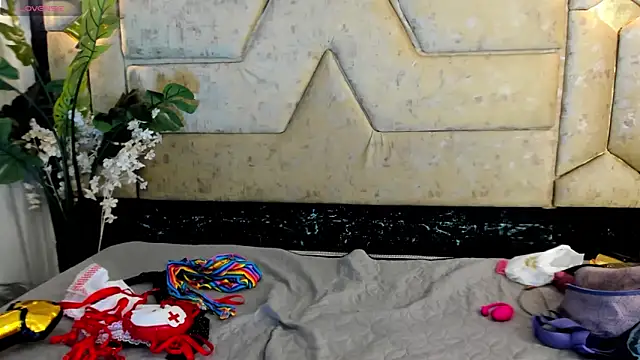 Julieta Slav3 online show from 05.14.26
