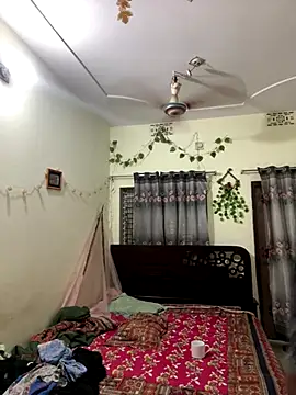 Snapshot of Sweet_Couple59 chatting on 10.05.25 Sweet Couple59 online show from 10.05.25