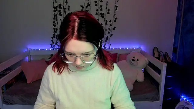 shy elina01 online show from 11.12.25