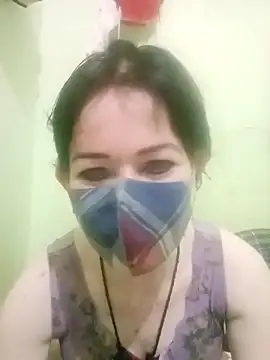 Snapshot of Anak_69 chatting on 10.25.25 Anak 69 online show from 10.25.25