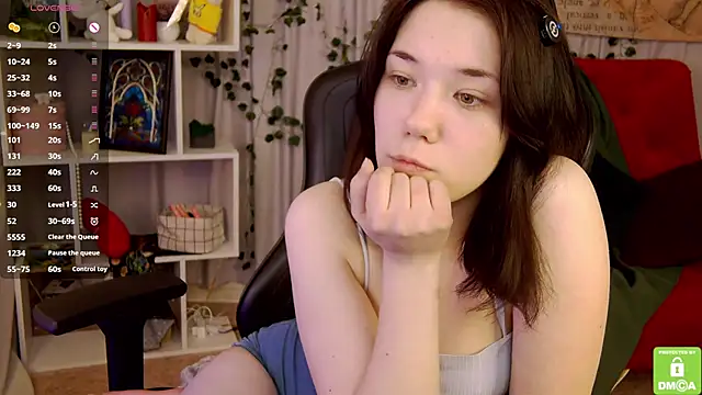 Kelly foox online show from 03.03.26