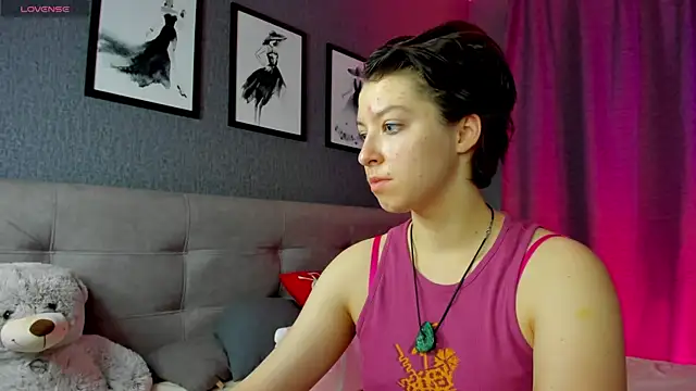 Snapshot of Sara_Frayer chatting on 01.19.26 Sara Frayer online show from 01.19.26